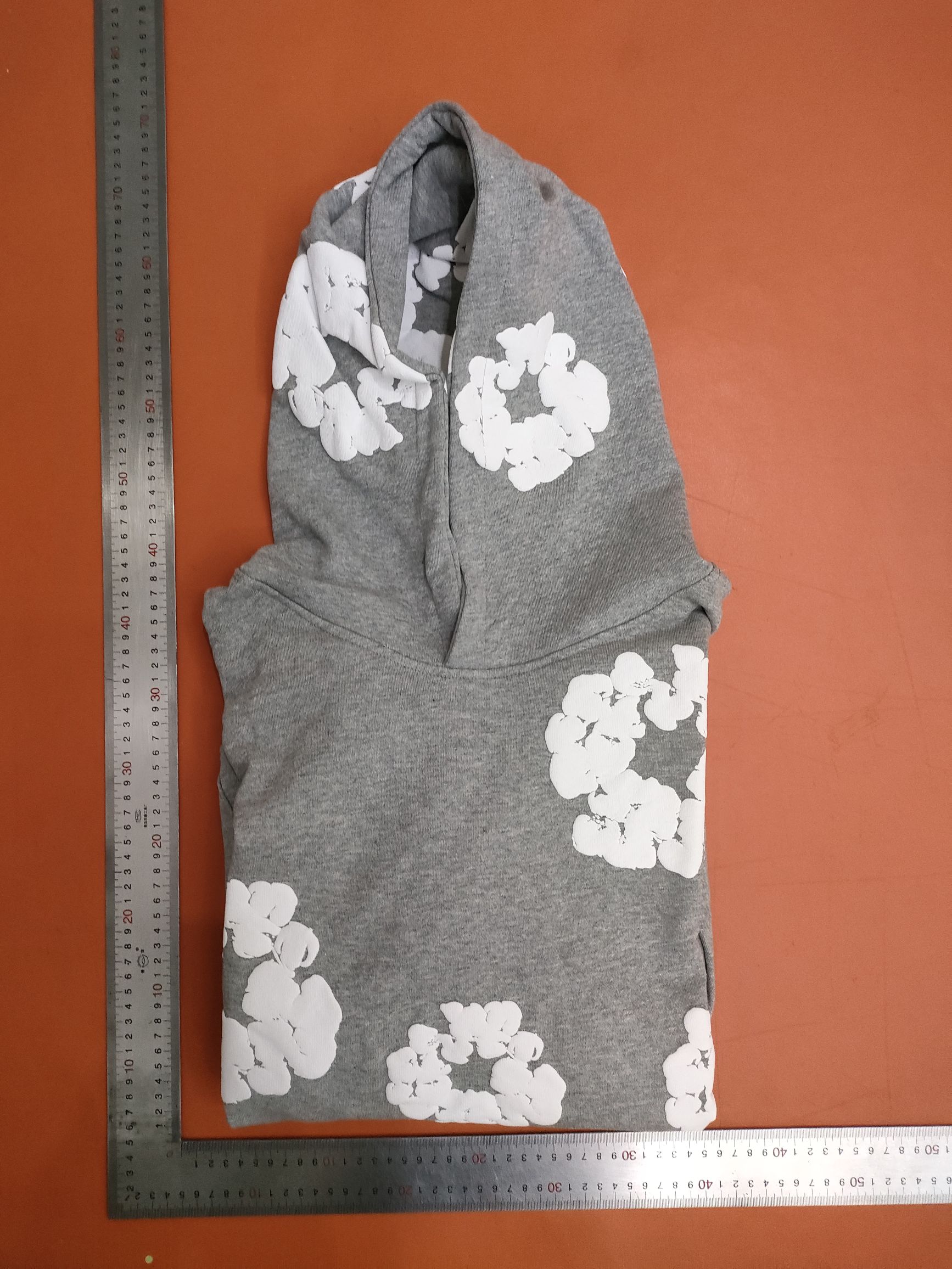 2023 Autumn Twilight Embroidered Guard, 3D Stereo stamped caps and velvet coats, men's relaxing money.