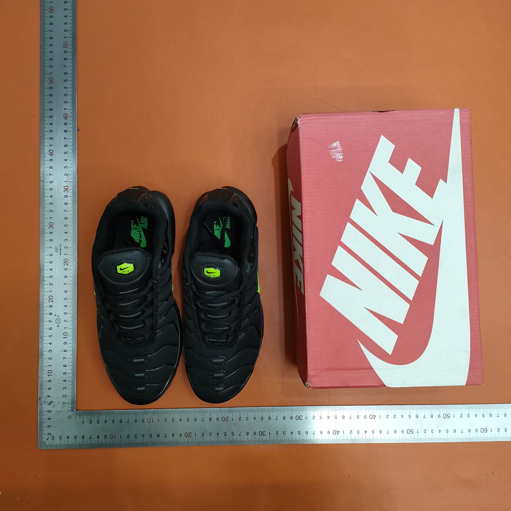 Cross-border TN1 from the Atmospheric Shoes Foreign Trade