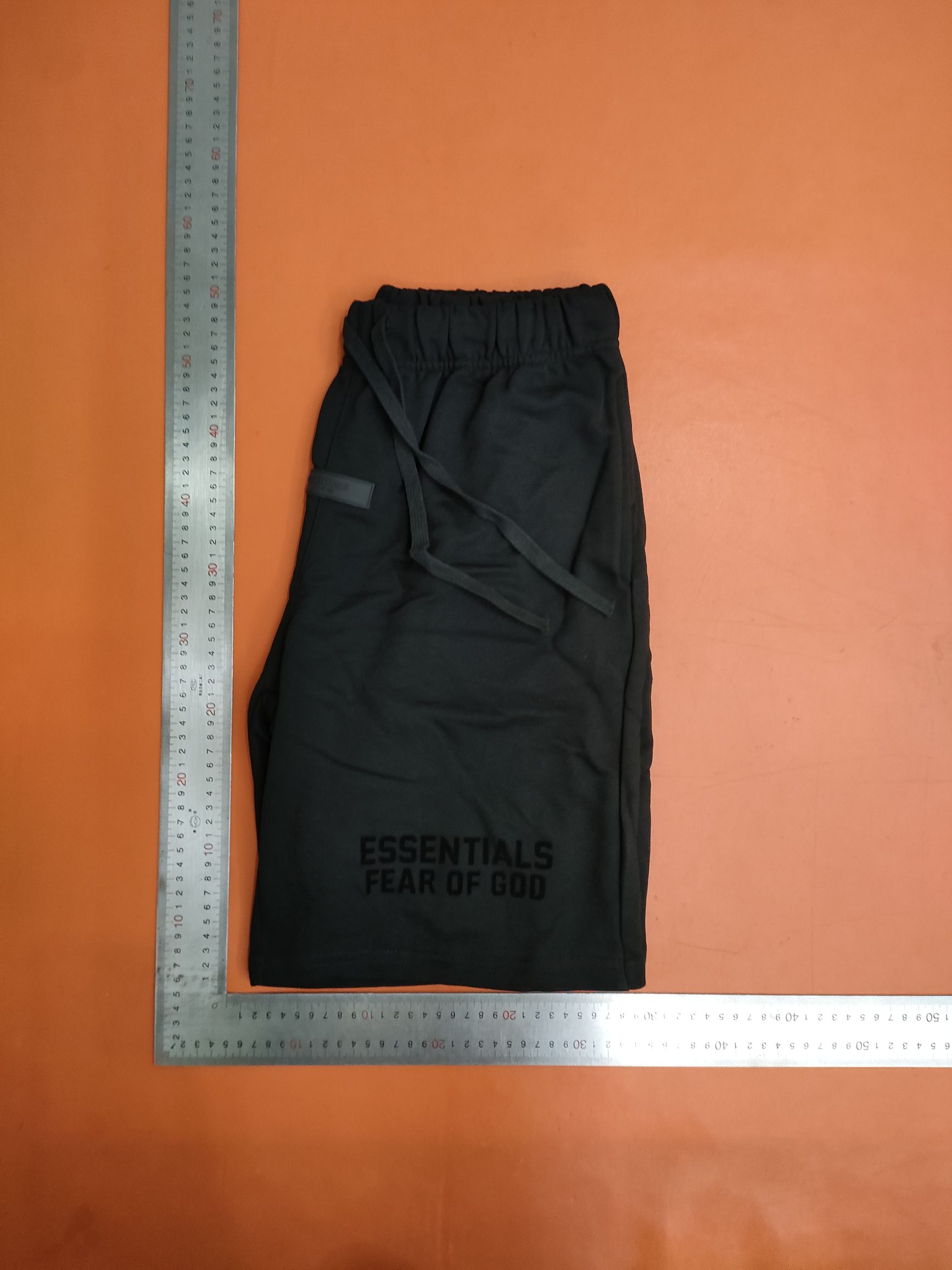 FOG repeat line ESSENTIALS small letter-printed shorts, free and easy, five-pants, men and women
